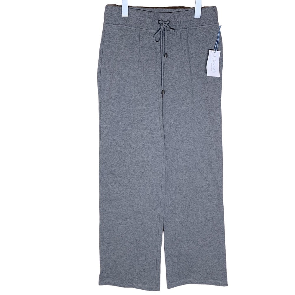 🔥🔥Lizwear by Liz Claiborne French terry pants.